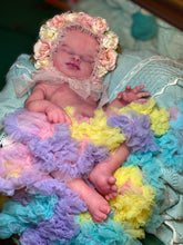 Load image into Gallery viewer, CUSTOM full body silicone kit Isabella sleeping in soft blend with hair