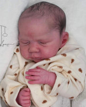 Load image into Gallery viewer, BLANK vinyl kit Wendy  18” by Viviane Aleluia