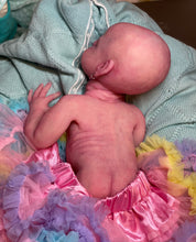 Load image into Gallery viewer, CUSTOM full body silicone kit Isabella sleeping in soft blend with hair