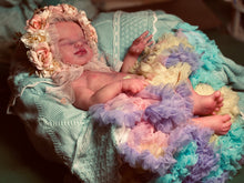 Load image into Gallery viewer, CUSTOM full body silicone kit Isabella sleeping in soft blend with hair