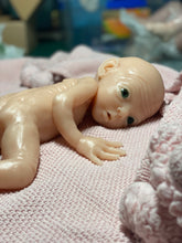 Load image into Gallery viewer, Custom Blank (unpainted) full body silicone premature baby girl kit Amelia (baby girl ) in eco 20