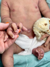 Load image into Gallery viewer, NOT AVAILABLE - PLEASE DON’T PLACE AN ORDER! Full body silicone baby boy Blu’