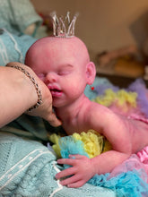 Load image into Gallery viewer, CUSTOM full body silicone kit Isabella sleeping in soft blend with hair
