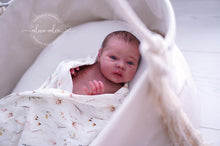 Load image into Gallery viewer, BLANK vinyl kit Mayven by Viviane Aleluia (includes: vinyl head, full limbs, non gender belly plate & fabric body)