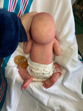 Load image into Gallery viewer, CUSTOM full body silicone girl  Opal in soft blend BALD