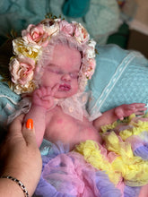 Load image into Gallery viewer, CUSTOM full body silicone kit Isabella sleeping in soft blend with hair