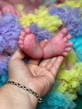 Load image into Gallery viewer, CUSTOM full body silicone kit Isabella sleeping in soft blend with hair