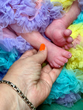 Load image into Gallery viewer, CUSTOM full body silicone kit Isabella sleeping in soft blend with hair