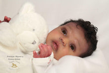 Load image into Gallery viewer, BLANK vinyl kit Mayven by Viviane Aleluia (includes: vinyl head, full limbs, non gender belly plate & fabric body)