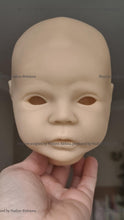 Load image into Gallery viewer, BLANK vinyl kit Mayven by Viviane Aleluia (includes: vinyl head, full limbs, non gender belly plate & fabric body)