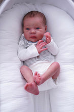 Load image into Gallery viewer, BLANK vinyl kit Mayven by Viviane Aleluia (includes: vinyl head, full limbs, non gender belly plate & fabric body)