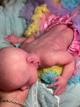 Load image into Gallery viewer, CUSTOM full body silicone kit Isabella sleeping in soft blend with hair