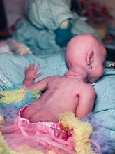 Load image into Gallery viewer, CUSTOM full body silicone kit Isabella sleeping in soft blend with hair