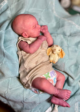 Load image into Gallery viewer, AVAILABLE SOLD OUT LIMITED EDITION Vinyl reborn Pascale full limbs, non gender belly plate sculpted by Joanna Kazmierczak-Pietka