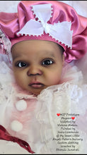 Load image into Gallery viewer, BLANK vinyl kit Mayven by Viviane Aleluia (includes: vinyl head, full limbs, non gender belly plate & fabric body)