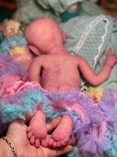 Load image into Gallery viewer, CUSTOM full body silicone kit Isabella sleeping in soft blend with hair