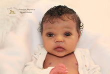 Load image into Gallery viewer, BLANK vinyl kit Mayven by Viviane Aleluia (includes: vinyl head, full limbs, non gender belly plate & fabric body)