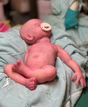 Load image into Gallery viewer, CUSTOM full body silicone kit Isabella sleeping in soft blend with hair