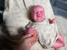 Load image into Gallery viewer, AVAILABLE Vinyl reborn Americus SOLD OUT LIMITED EDITION(sculpted by Laura Lee Eagles, brought to life by Nadine Dolotova)