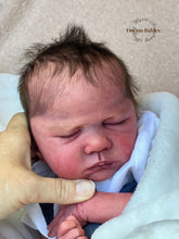 Load image into Gallery viewer, BLANK vinyl kit Wendy  18” by Viviane Aleluia