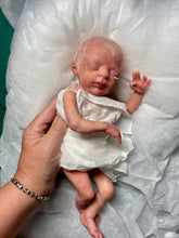 Load image into Gallery viewer, CUSTOM Reborn premature baby Promise by Marita Winters