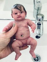 Load image into Gallery viewer, AVAILABLE Prototype full body silicone mini kit Vikki 8” in eco20 with 3D skin effect