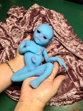 Load image into Gallery viewer, Full body silicone baby Hope in super soft blend