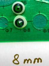 Load image into Gallery viewer, Dolls eyes 8 mm small pupil