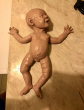 Load image into Gallery viewer, Blank full body silicone baby girl (Beau sculpt) 18” in super super soft blend #2