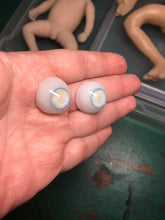 Load image into Gallery viewer, Fantasy Dolls eyes 22 mm