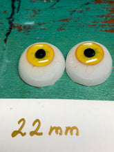 Load image into Gallery viewer, Fantasy Avatar yellow Dolls eyes 22 mm