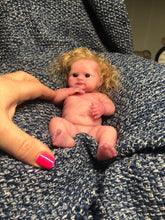 Load image into Gallery viewer, AVAILABLE Prototype full body silicone mini kit Vikki 8” in soft blend #1 with 3D skin effect