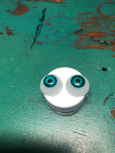 Load image into Gallery viewer, Dolls eyes 16mm