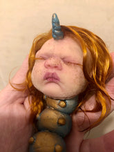 Load image into Gallery viewer, Sparkle Silicone Unipillar (Rooted)