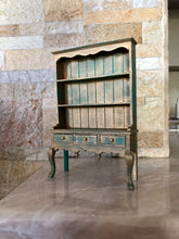 Load image into Gallery viewer, Miniature doll house furniture (cabinet)