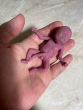 Load image into Gallery viewer, AVAILABLE full body silicone mini kit Leo( baby boy) in super soft blend with 3D skin effect - project “I exist!”