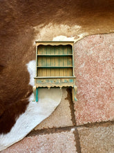 Load image into Gallery viewer, Miniature doll house furniture (cabinet)