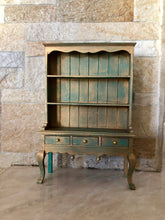 Load image into Gallery viewer, Miniature doll house furniture (cabinet)