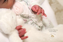 Load image into Gallery viewer, BLANK vinyl kit Mayven by Viviane Aleluia (includes: vinyl head, full limbs, non gender belly plate &amp; fabric body)
