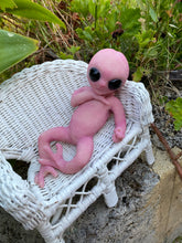 Load image into Gallery viewer, AVAILABLE  PROTOTYPE Full body silicone mini baby Alien #2 in super soft blend 11”
