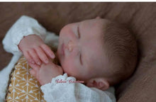 Load image into Gallery viewer, Reborn blank (unpainted) vinyl kit Arisha 11”
