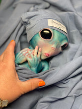 Load image into Gallery viewer, CUSTOM BLUE Full body silicone fantasy alien baby (girl/ boy/ non gender)
