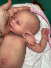Load image into Gallery viewer, AVAILABLE full body silicone baby fairy LILA in soft blend BALD
