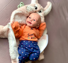 Load image into Gallery viewer, CUSTOM VINYL cuddle baby Little Lisa sculpt
