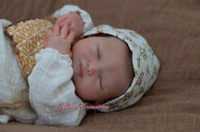 Load image into Gallery viewer, Reborn blank (unpainted) vinyl kit Arisha 11”
