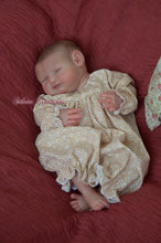 Load image into Gallery viewer, Reborn blank (unpainted) vinyl kit Arisha 11”
