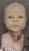 Load image into Gallery viewer, BLANK vinyl kit Mayven by Viviane Aleluia (includes: vinyl head, full limbs, non gender belly plate &amp; fabric body)
