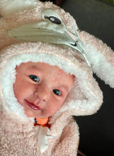 Load image into Gallery viewer, CUSTOM VINYL cuddle baby Little Lisa sculpt
