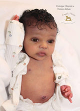 Load image into Gallery viewer, BLANK vinyl kit Mayven by Viviane Aleluia (includes: vinyl head, full limbs, non gender belly plate &amp; fabric body)
