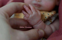 Load image into Gallery viewer, Reborn blank (unpainted) vinyl kit Arisha 11”
